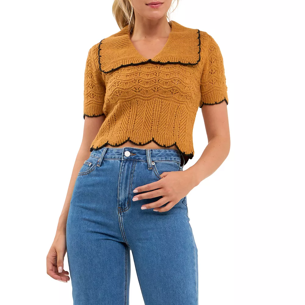 Short Puff Sleeve Scalloped Knit Top